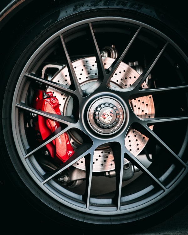 Car wheel and brake disc
